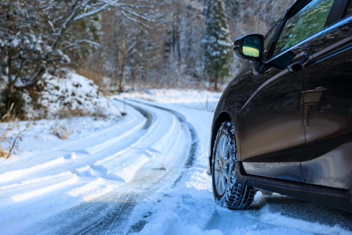 スタッドレスタイヤが必要な理由 | 栃木県のミスタータイヤマン宇都宮錦店の画像